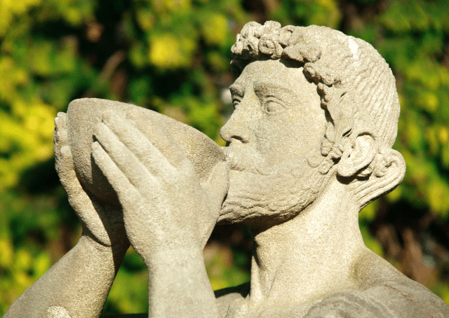 Statua di Bacco, dio romano del vino